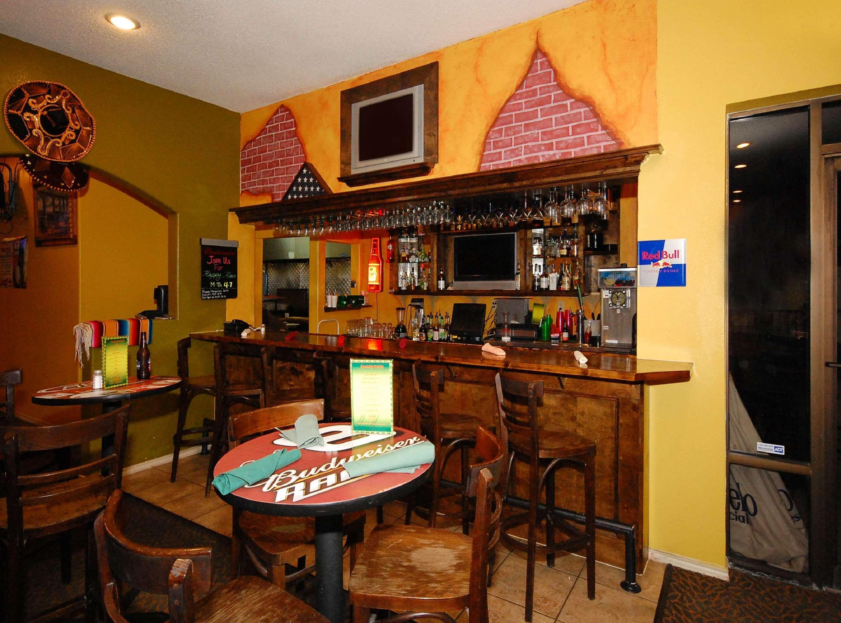 Best Western Taylor Inn Ресторант снимка