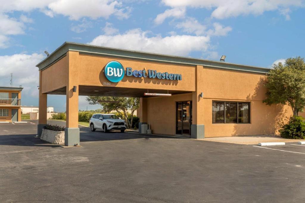Best Western Taylor Inn Екстериор снимка