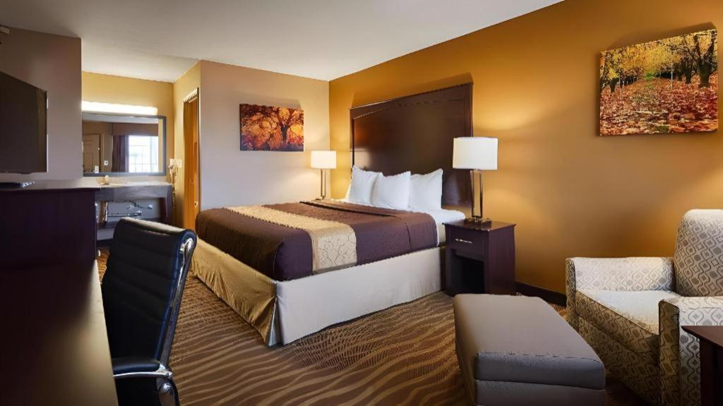 Best Western Taylor Inn Екстериор снимка