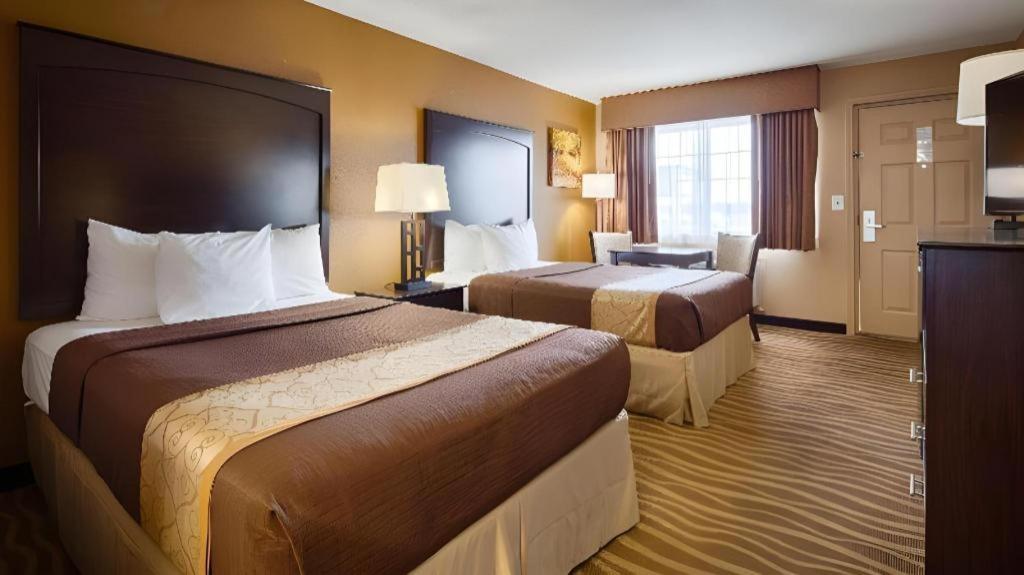 Best Western Taylor Inn Екстериор снимка