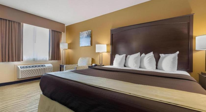 Best Western Taylor Inn Екстериор снимка