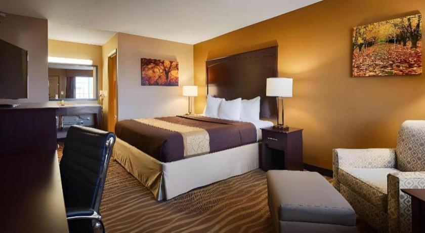 Best Western Taylor Inn Екстериор снимка